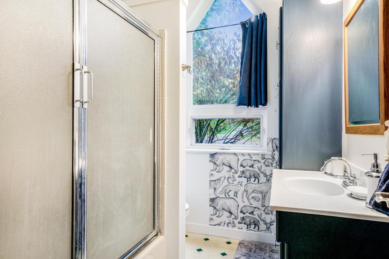 Enchanted Cottage Vashon Exterior photo